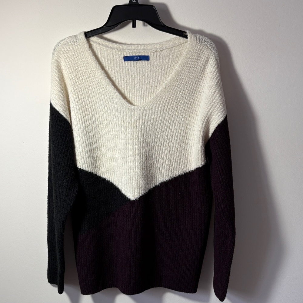 Apt. 9 Maroon and Cream V-Neck Sweater